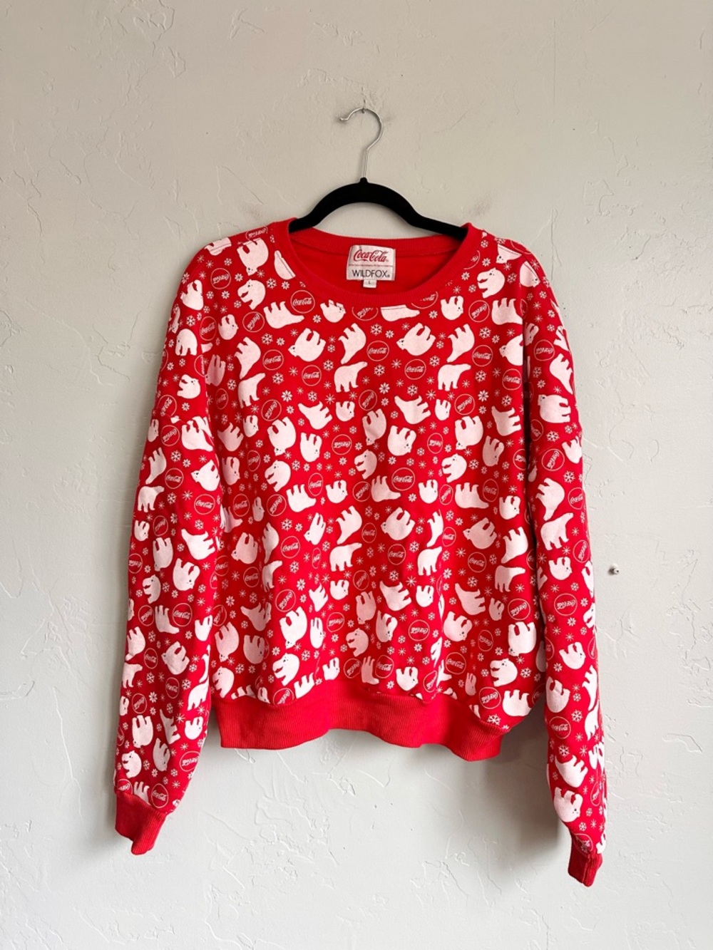 Coca Cola x Wildfox Red White Holiday Polar Bear Sweatshirt Size Large EUC